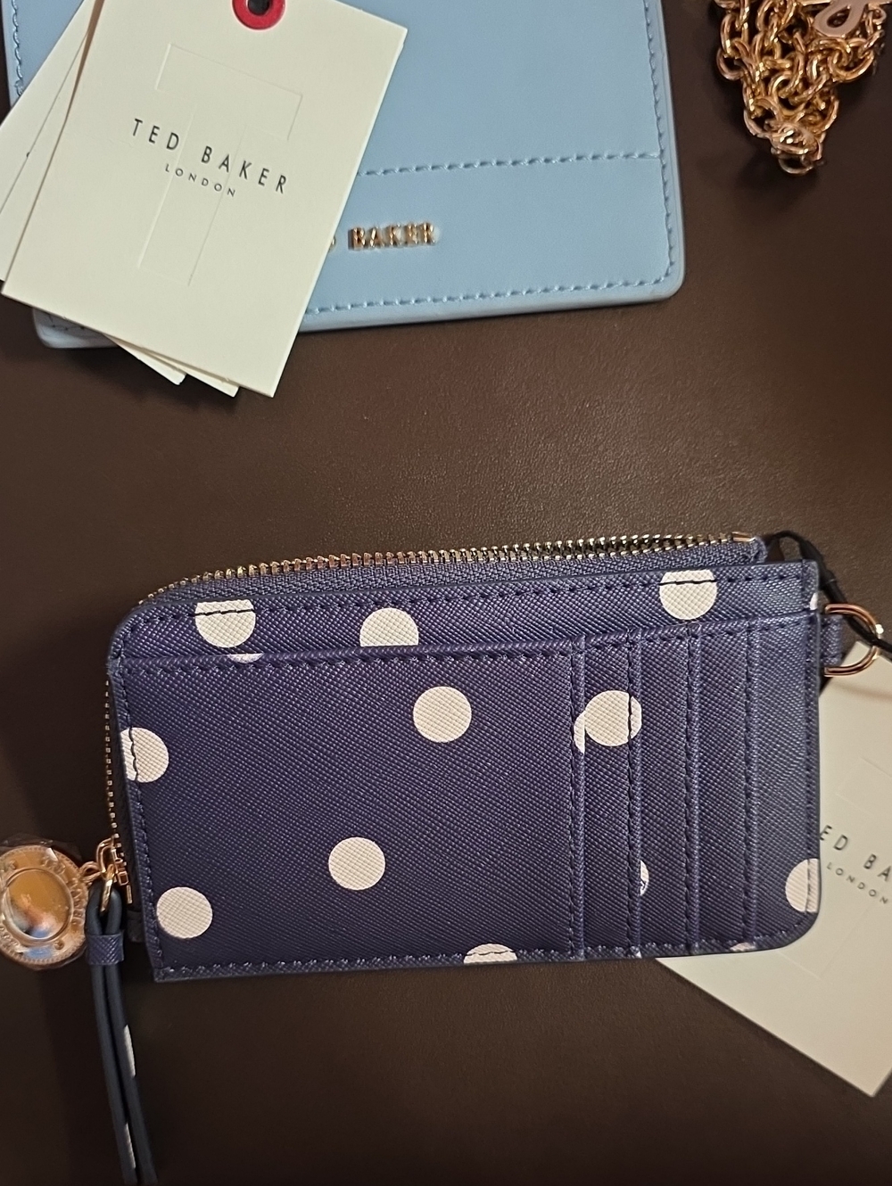 Sellers Bundle Of 7 ALL NEW 4 Michael Kors & 3 Ted Baker Over 1600$ Retail - Picture 16 of 16